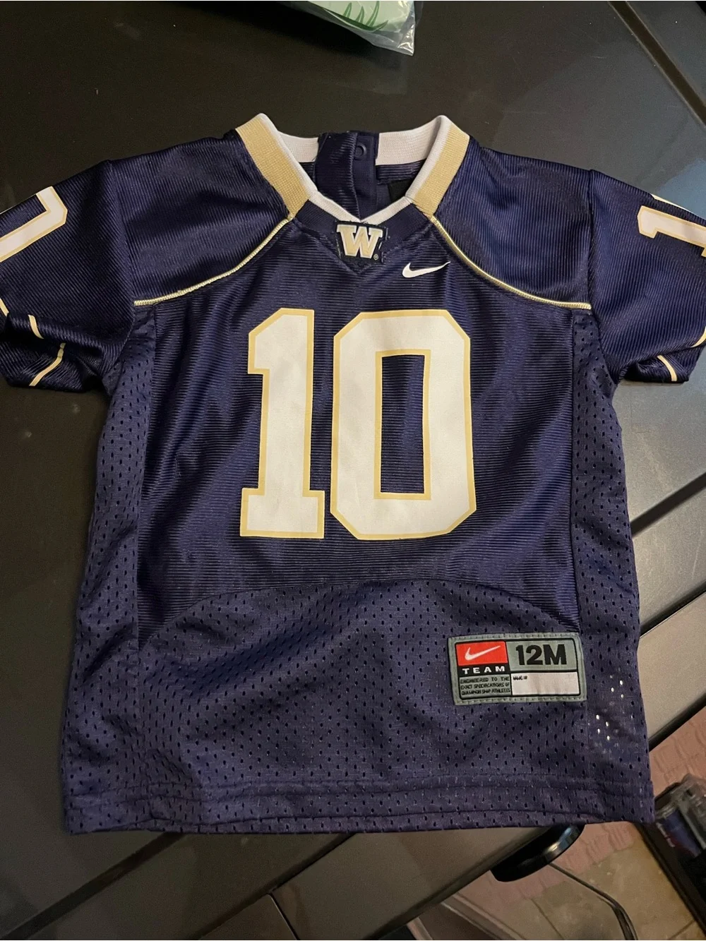 Like new 12M Nike Washington Huskies #10 Youth Football Jersey - Navy & Gold